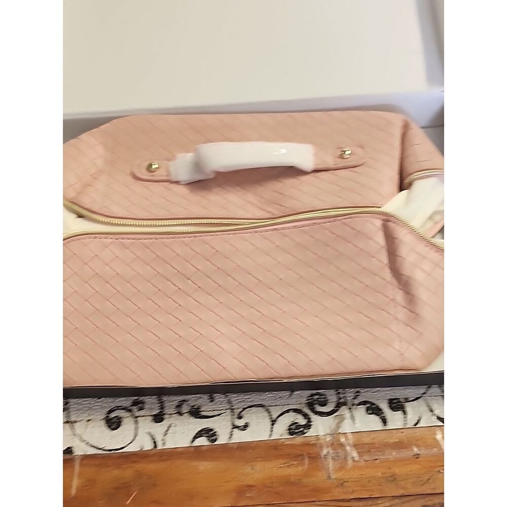 Vernassa Quilted Pink Travel Tote Bag with Gold Zipper